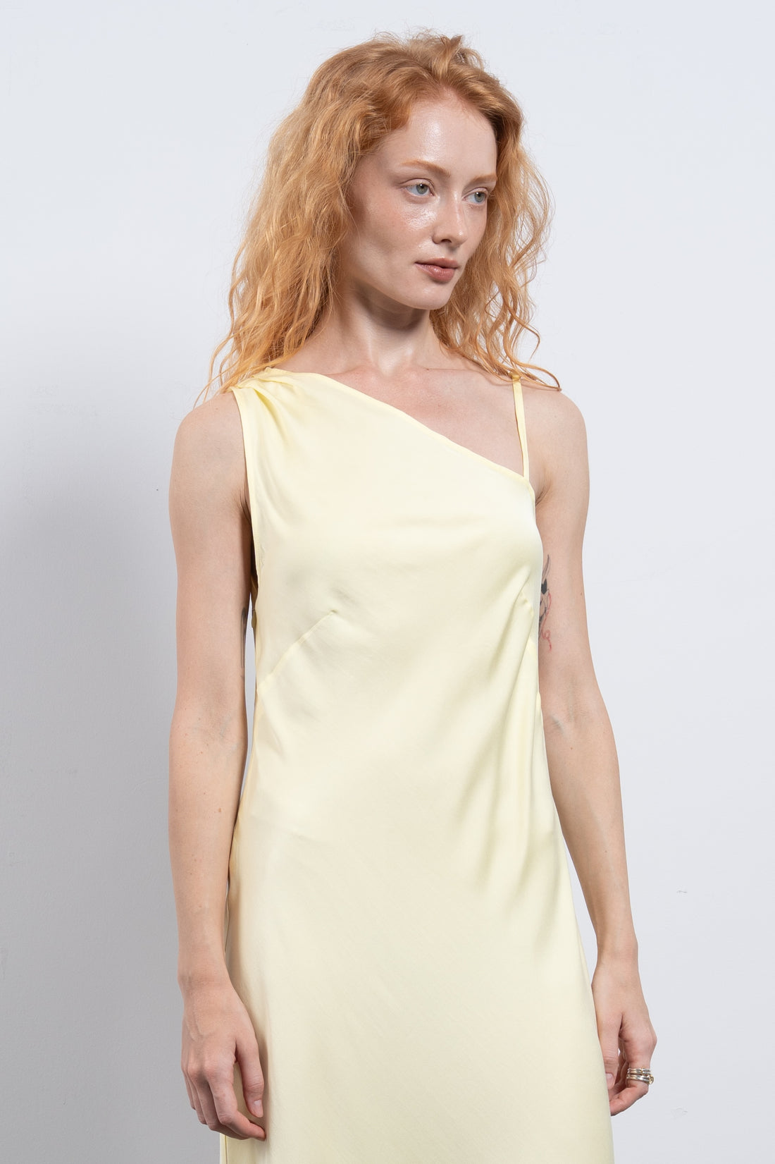 One shoulder dress